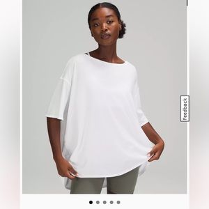 Lululemon wide neck t shirt 🍋